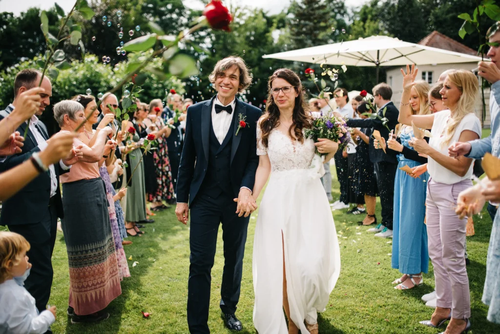 Traumhochzeit in der Villa Aurea in Potsdam. Hochzeitsfotograf Potsdam Berlin Brandenburg - Herzklopfreportagen